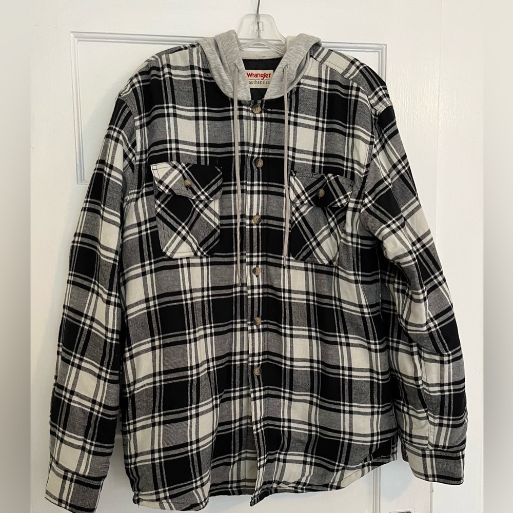 Wrangler Authentics Men's Flannel Button Down Jacket with Hood (Size Medium)